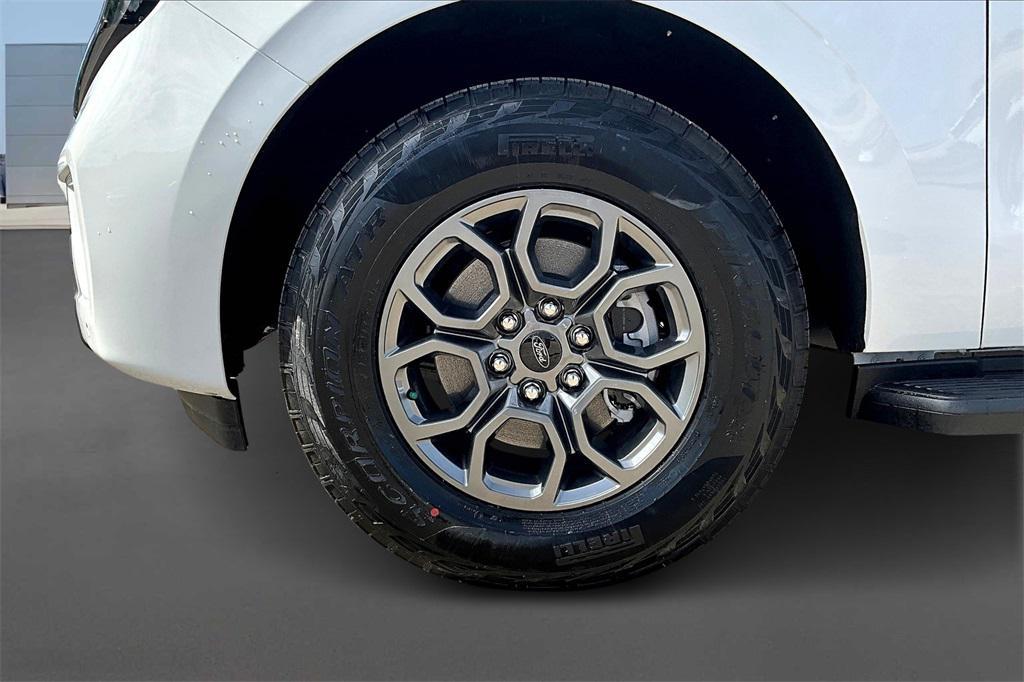 new 2025 Ford Expedition car, priced at $64,328