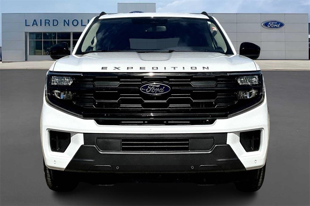 new 2025 Ford Expedition car, priced at $64,328