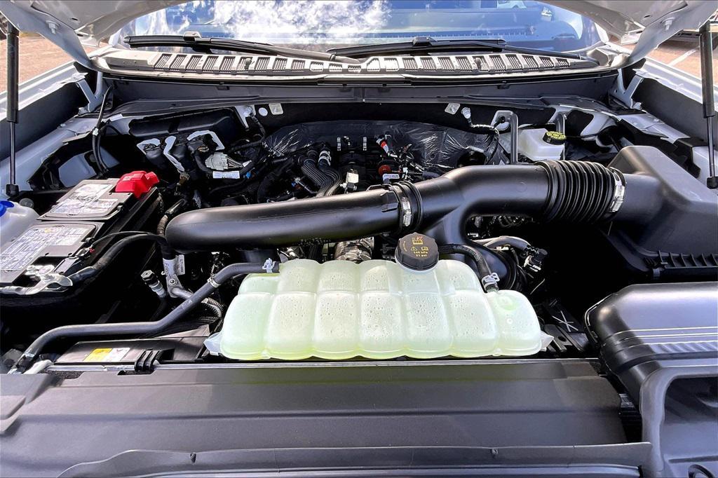 new 2025 Ford Expedition car, priced at $64,328