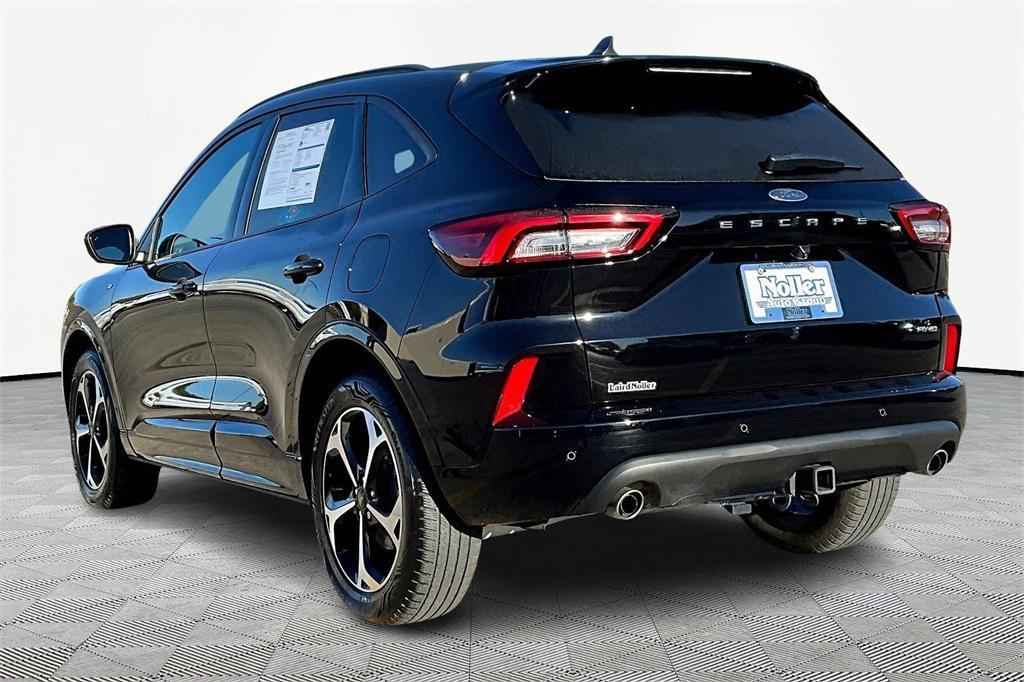 used 2023 Ford Escape car, priced at $22,971