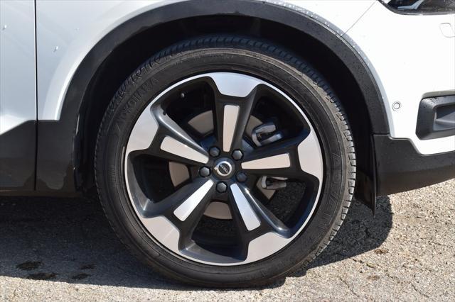 used 2019 Volvo XC40 car, priced at $19,311