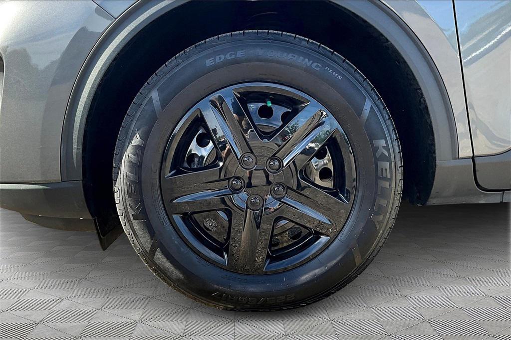 used 2022 Ford Escape car, priced at $21,050