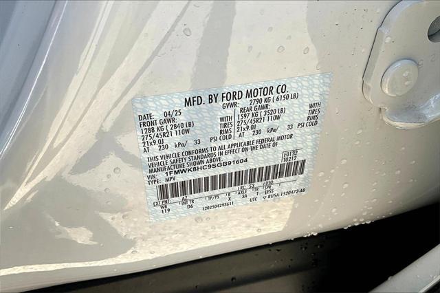 new 2025 Ford Explorer car, priced at $56,405