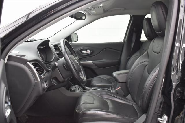 used 2019 Jeep Cherokee car, priced at $17,474