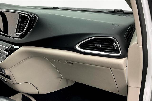used 2022 Chrysler Pacifica car, priced at $22,995