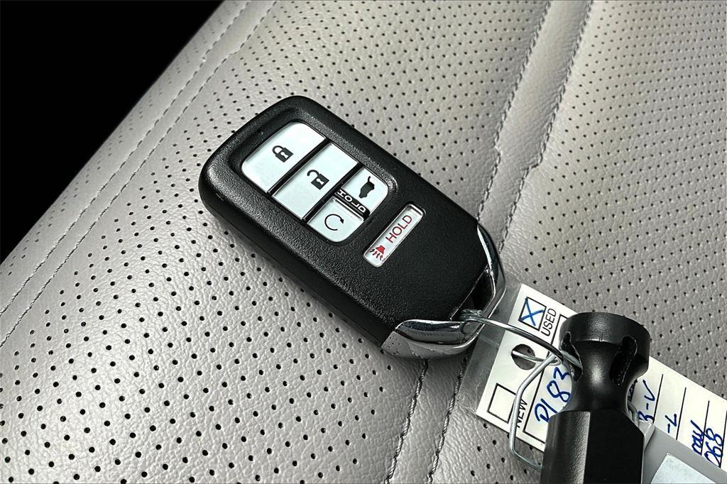 used 2022 Honda CR-V car, priced at $29,233