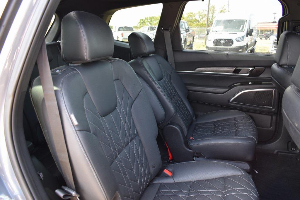 used 2023 Kia Telluride car, priced at $38,415