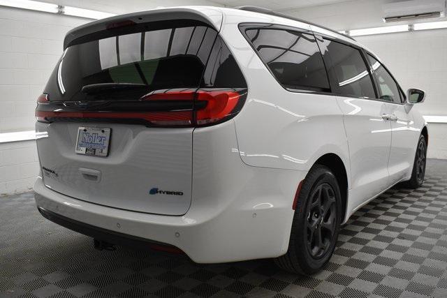 used 2021 Chrysler Pacifica Hybrid car, priced at $30,999