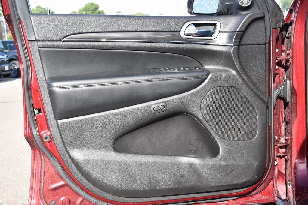 used 2019 Jeep Grand Cherokee car, priced at $19,426