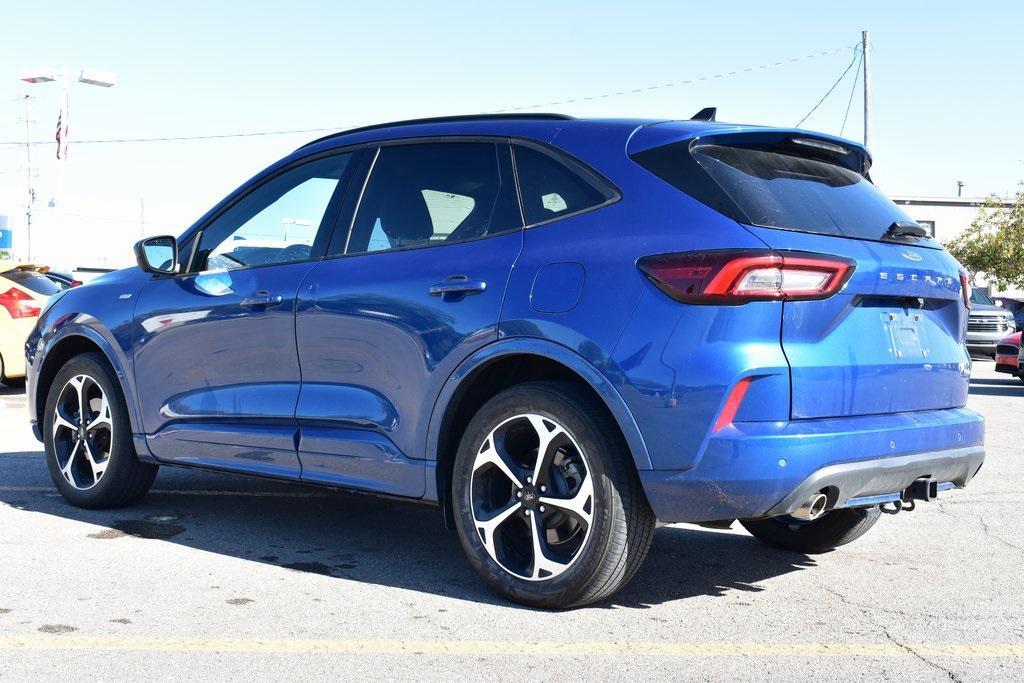 used 2023 Ford Escape car, priced at $25,905