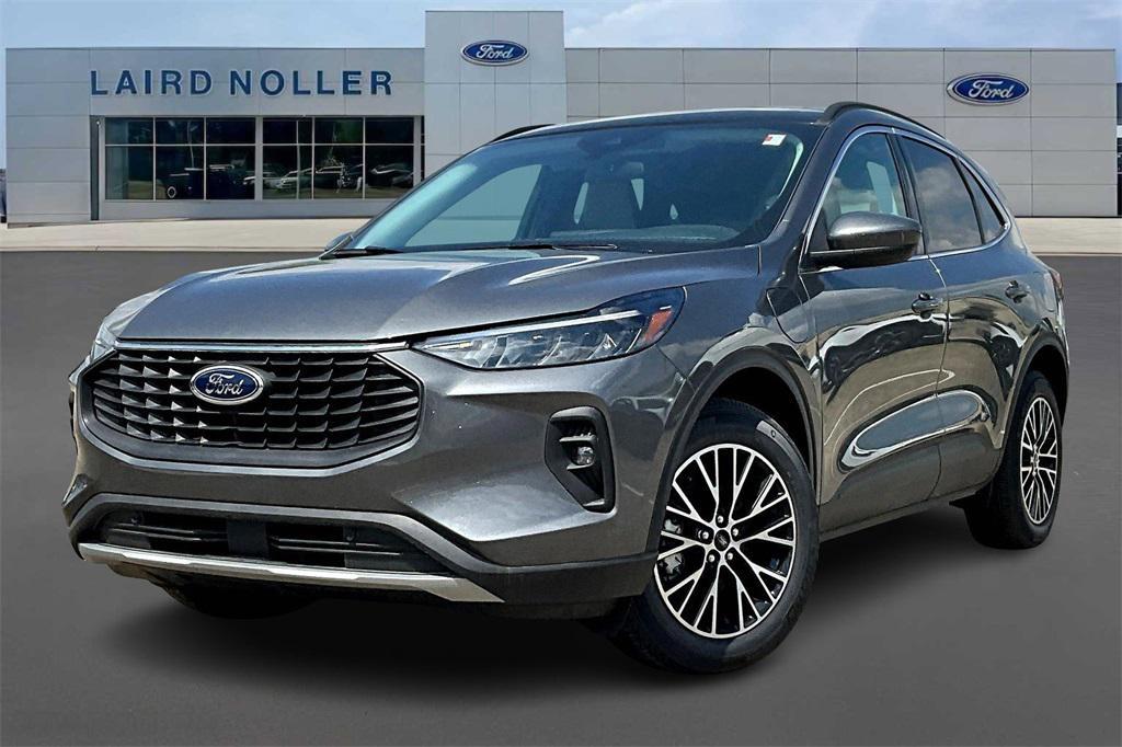 new 2025 Ford Escape PHEV car, priced at $29,953
