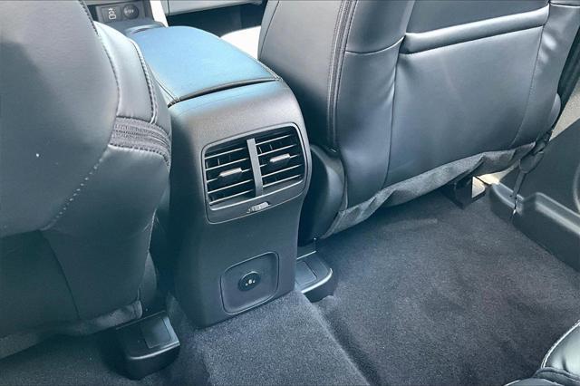 new 2025 Ford Escape PHEV car, priced at $30,627