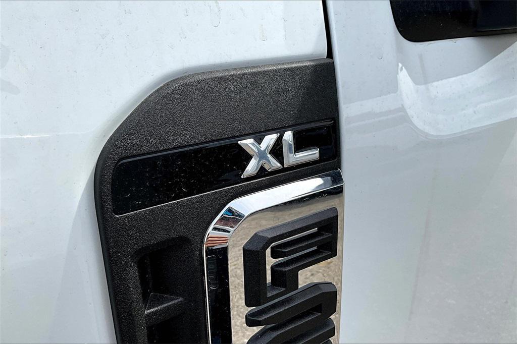 new 2025 Ford F-250 car, priced at $56,669