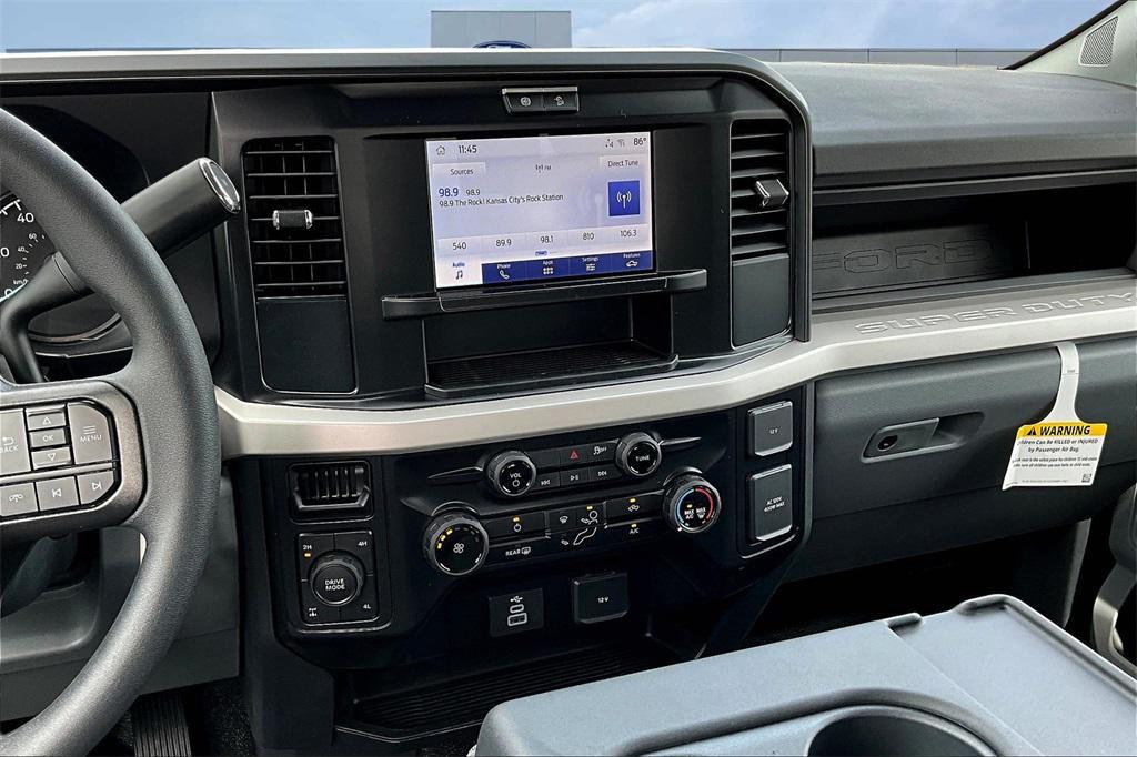 new 2025 Ford F-250 car, priced at $56,669