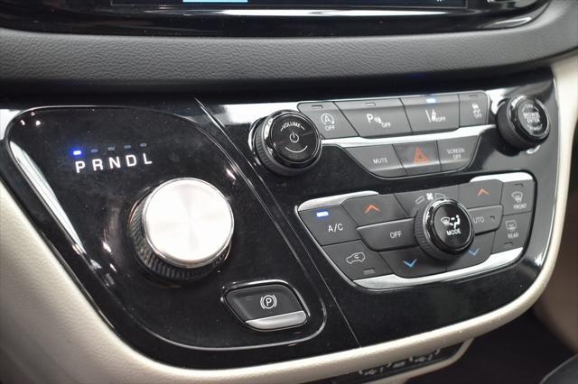 used 2022 Chrysler Pacifica car, priced at $21,885
