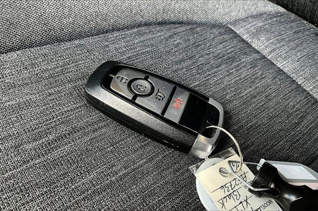 used 2020 Acura RDX car, priced at $29,216
