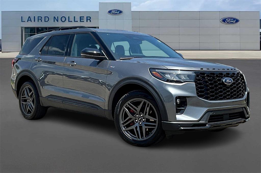 new 2025 Ford Explorer car, priced at $48,028