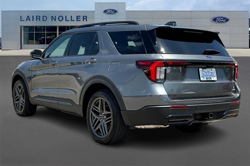 new 2025 Ford Explorer car, priced at $48,028