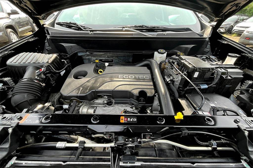 used 2022 Chevrolet Equinox car, priced at $21,556
