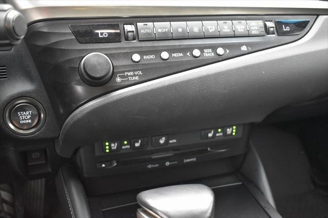 used 2019 Lexus ES 350 car, priced at $29,178