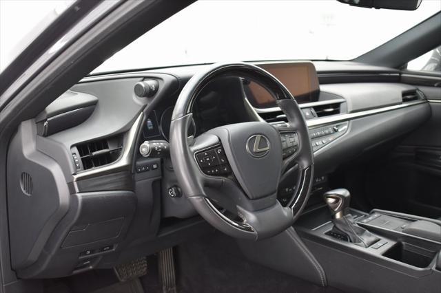 used 2019 Lexus ES 350 car, priced at $29,178