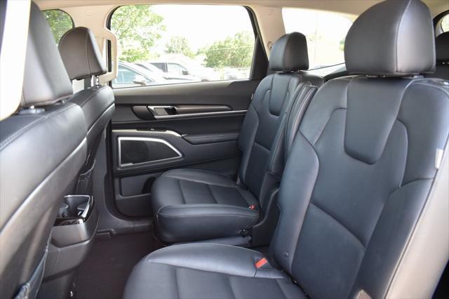 used 2023 Kia Telluride car, priced at $33,539