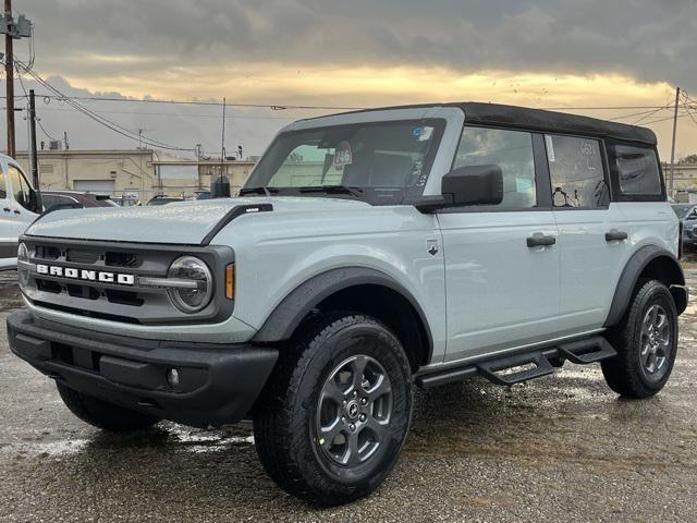 new 2024 Ford Bronco car, priced at $43,642