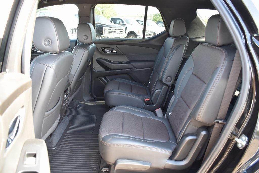 used 2023 Chevrolet Traverse car, priced at $36,865