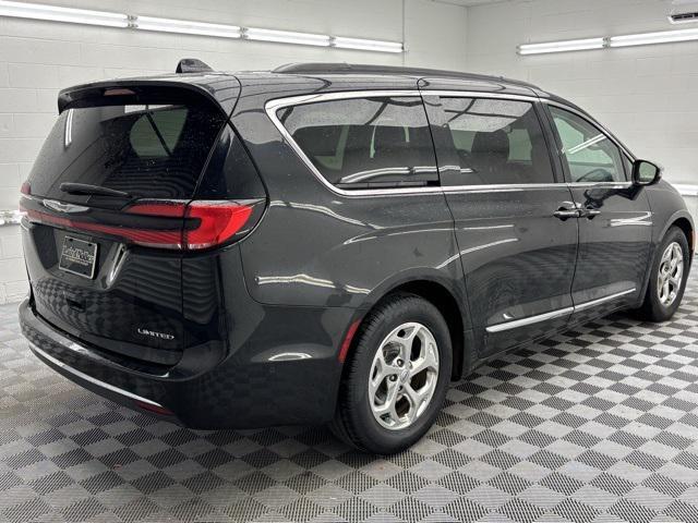 used 2022 Chrysler Pacifica car, priced at $28,133