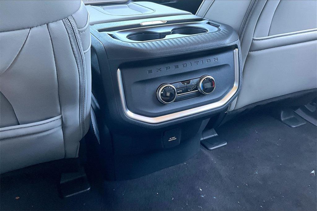 new 2025 Ford Expedition Max car, priced at $71,251