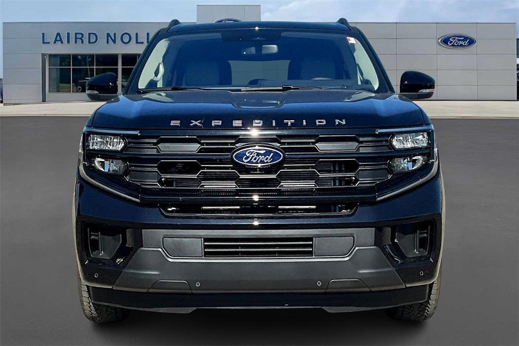 new 2025 Ford Expedition Max car, priced at $71,251