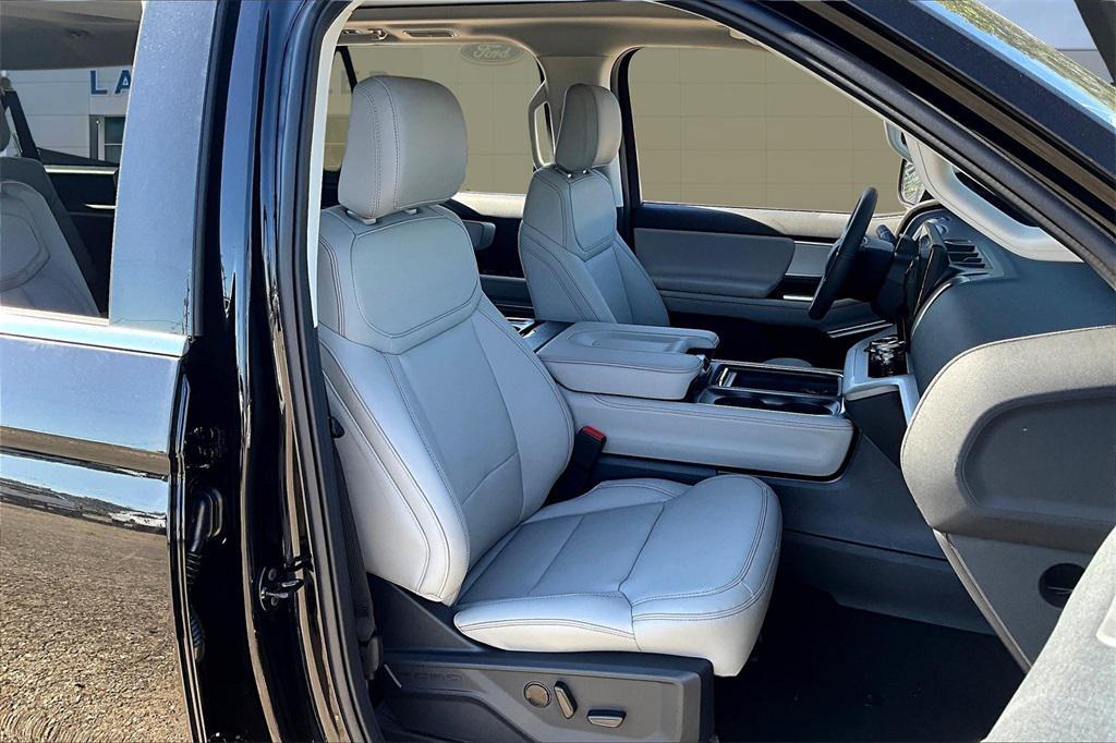 new 2025 Ford Expedition Max car, priced at $71,251