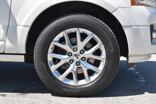 used 2015 Ford Expedition car, priced at $15,499