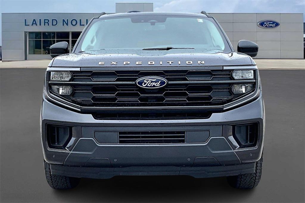 new 2025 Ford Expedition Max car, priced at $70,495