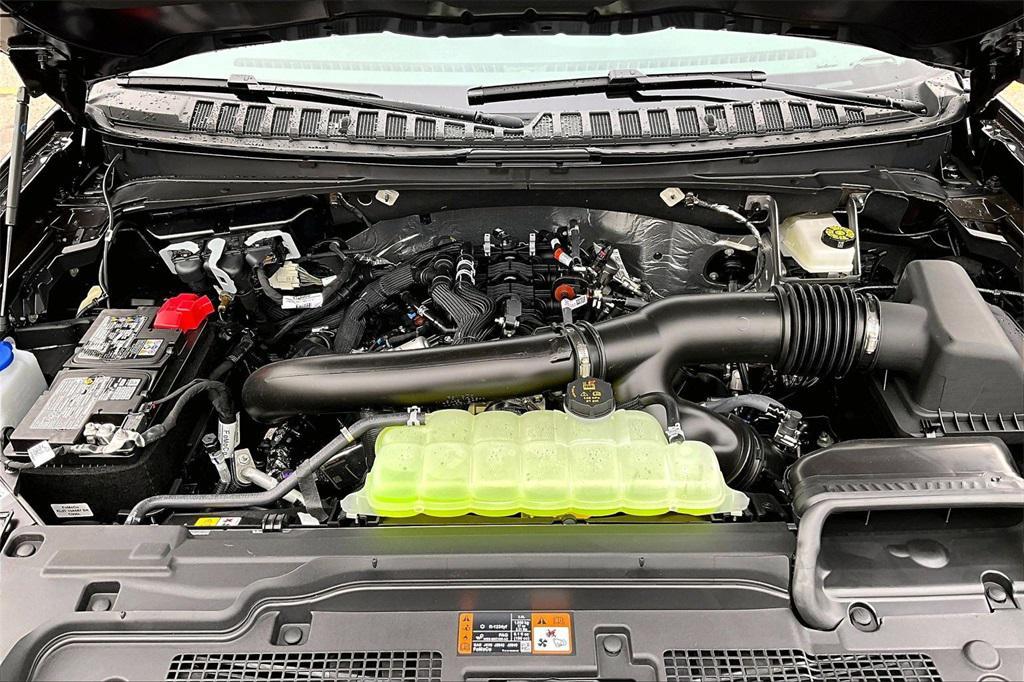 new 2025 Ford Expedition Max car, priced at $70,495