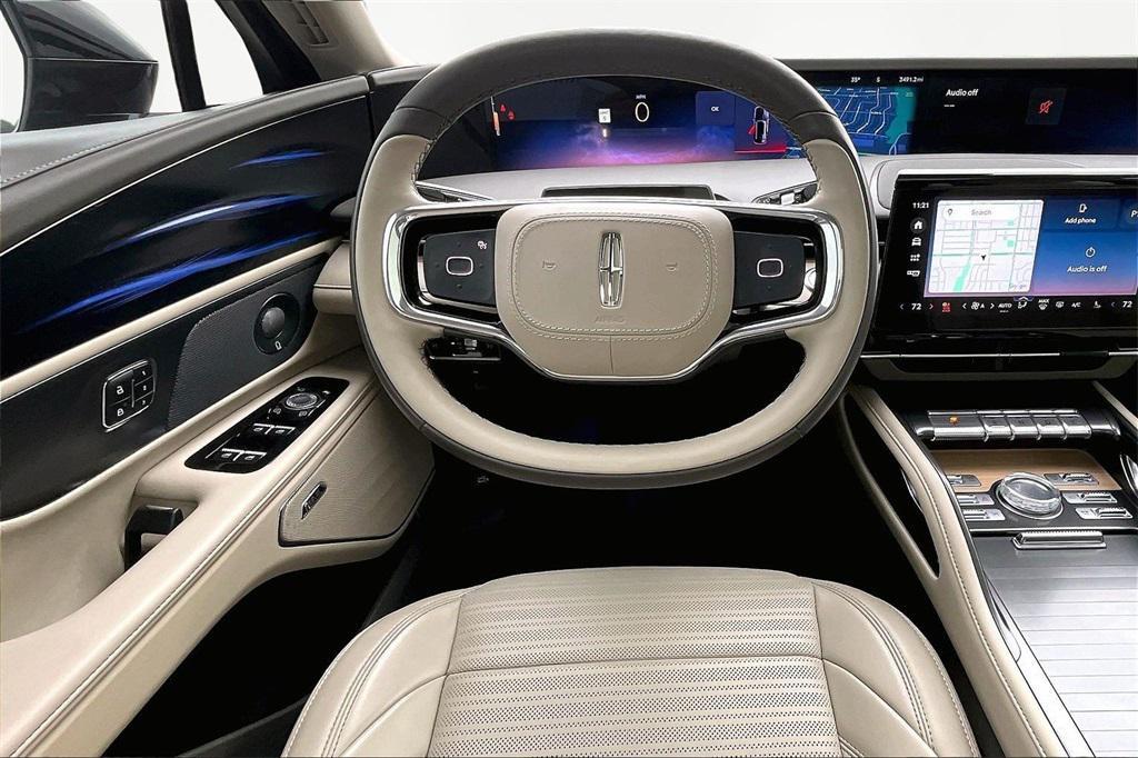 used 2025 Lincoln Nautilus car, priced at $60,302