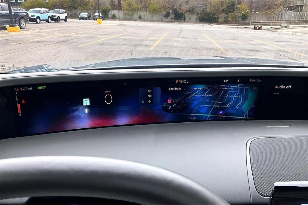 used 2025 Lincoln Nautilus car, priced at $60,302