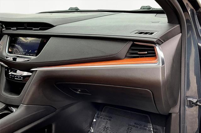 used 2020 Cadillac XT5 car, priced at $28,066