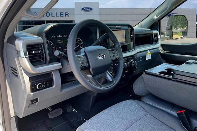 new 2025 Ford F-350 car, priced at $54,834