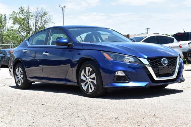 used 2022 Nissan Altima car, priced at $20,309