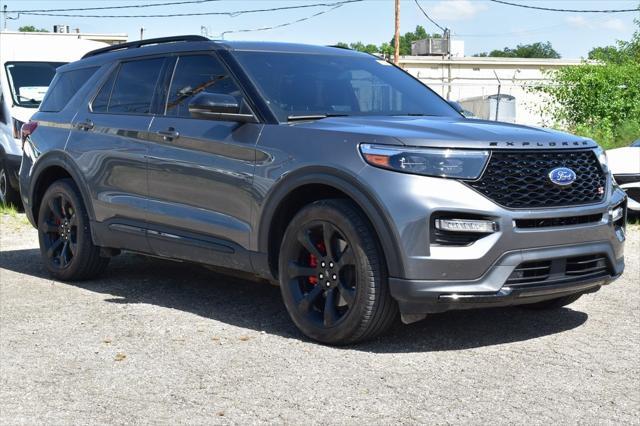 used 2024 Ford Explorer car, priced at $49,810