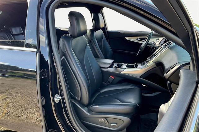 used 2019 Lincoln Nautilus car, priced at $25,101
