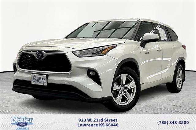 used 2021 Toyota Highlander Hybrid car, priced at $28,633