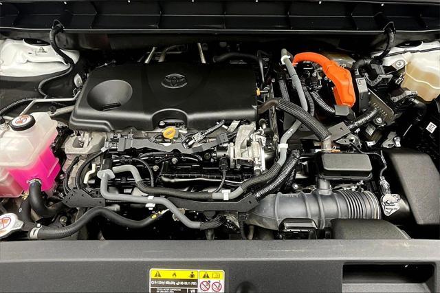 used 2021 Toyota Highlander Hybrid car, priced at $28,633
