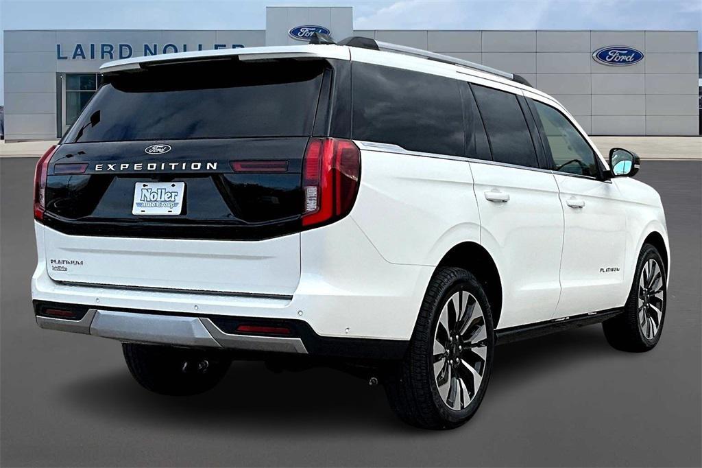 new 2025 Ford Expedition car, priced at $79,741