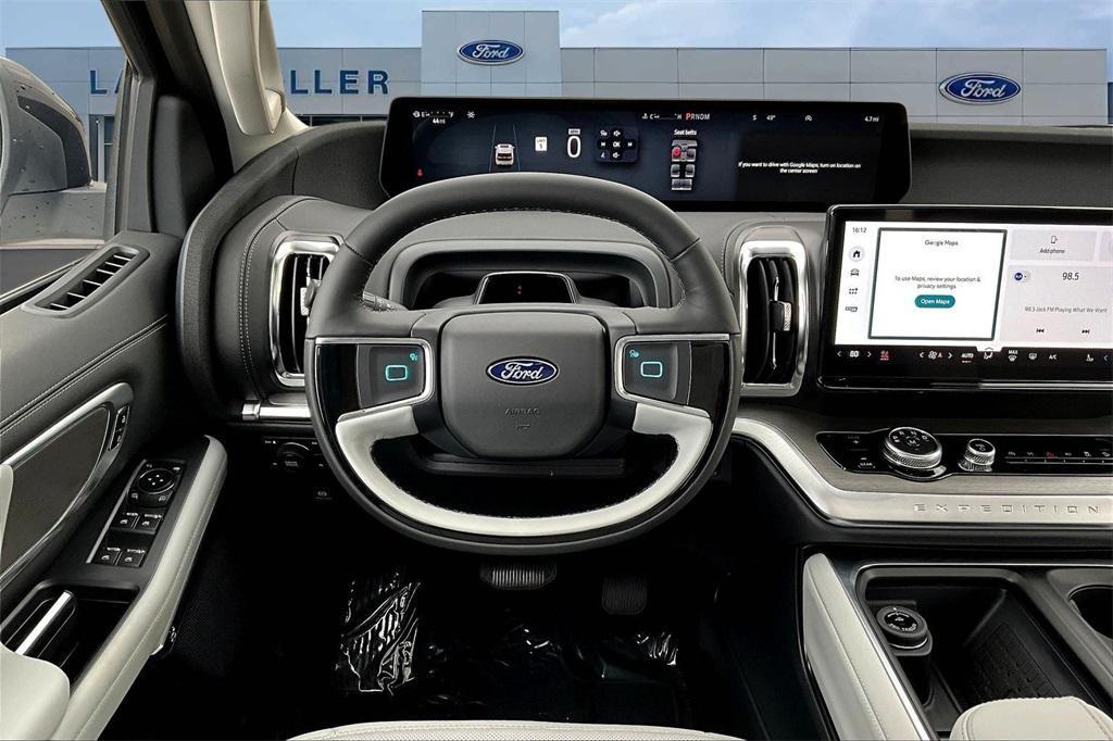 new 2025 Ford Expedition car, priced at $79,741