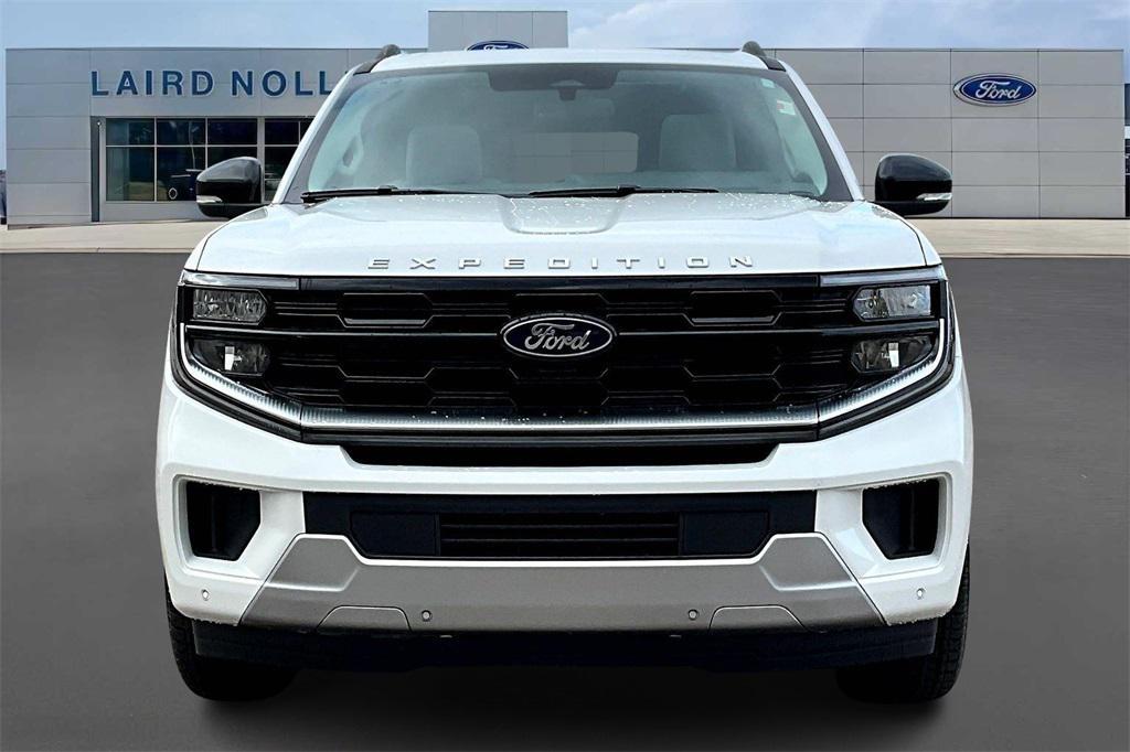 new 2025 Ford Expedition car, priced at $79,741