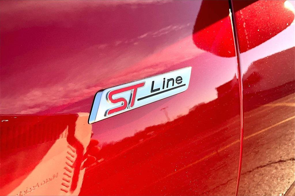 new 2026 Ford Escape car, priced at $32,504