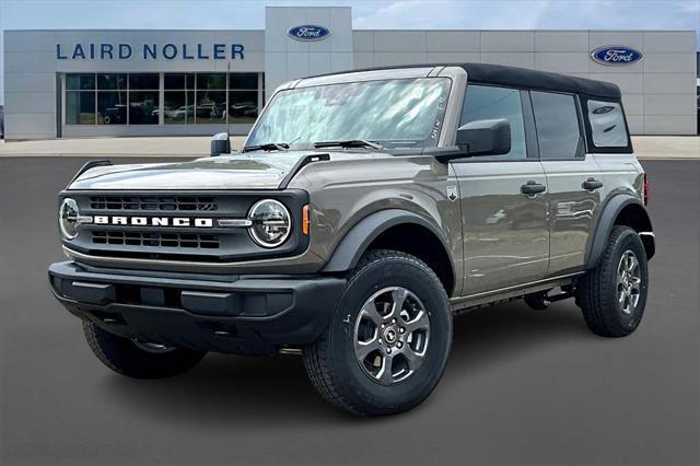 new 2025 Ford Bronco car, priced at $42,635