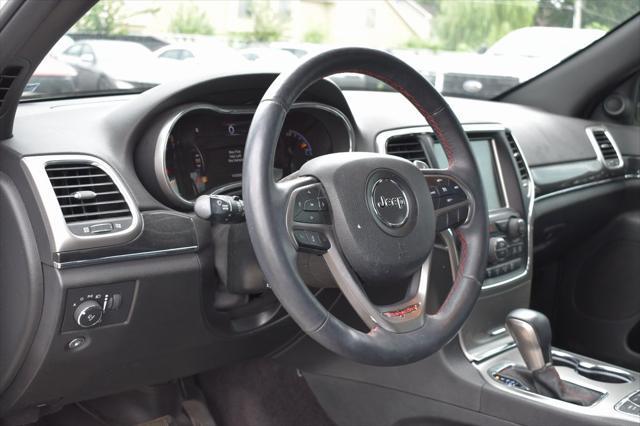 used 2017 Jeep Grand Cherokee car, priced at $14,738